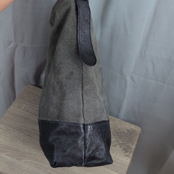 Free People Charcoal and Navy Shoulder Bag Boho Leather Western - Picture 6 of 16